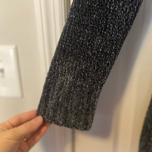 ORVIS Chenille Marbled Navy Crewneck Pullover Sweater - Picture 3 of 8